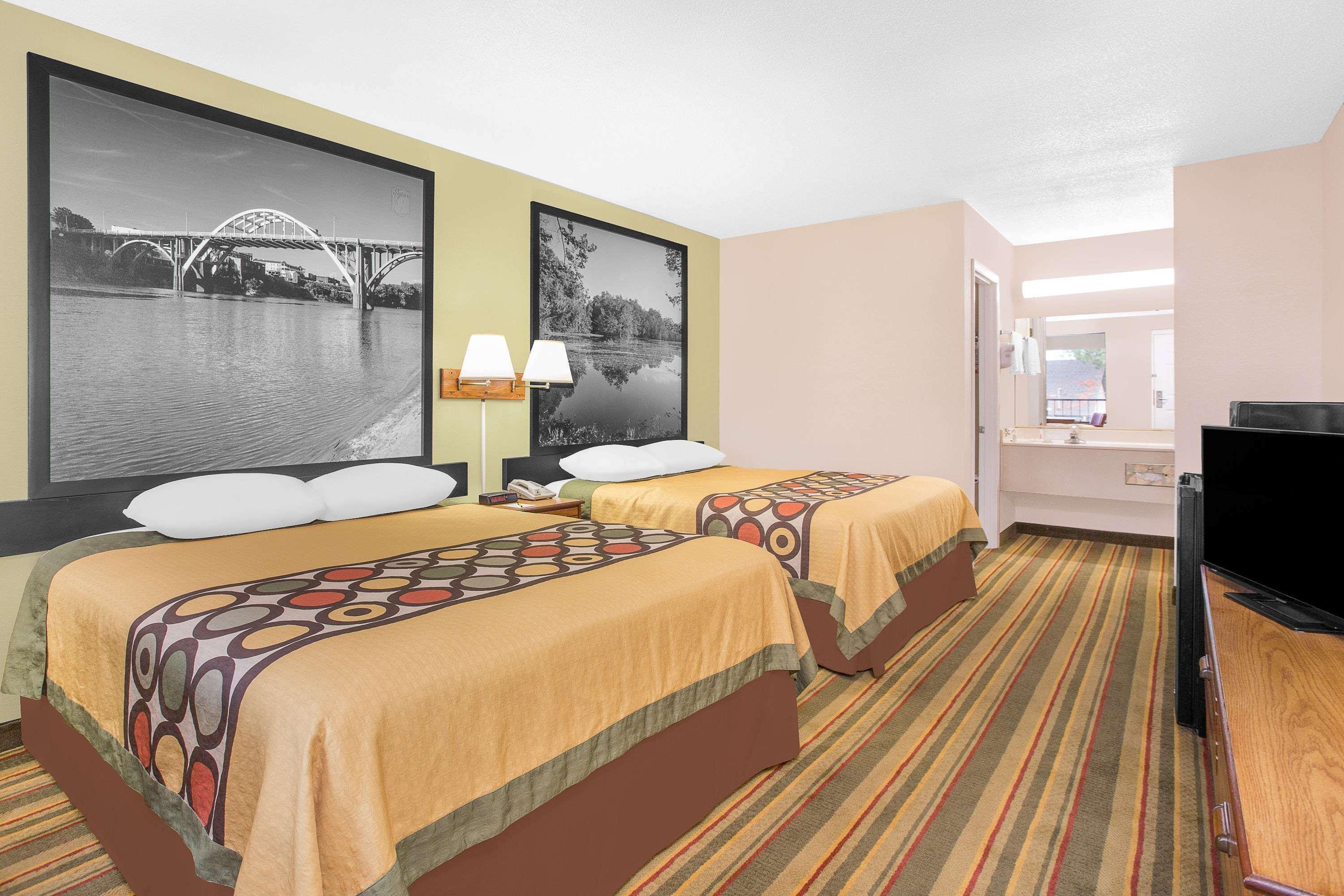 Super 8 By Wyndham Eufaula Hotel Exterior photo